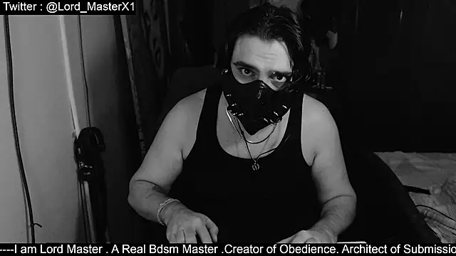 Snapshot of Lord_MasterX chatting on 10/28/25, 04:24 Lord MasterX online show from 10/28/25, 04:24