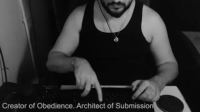 Snapshot of Lord_MasterX chatting on 09/19/25, 01:53 Lord MasterX online show from 09/19/25, 01:53