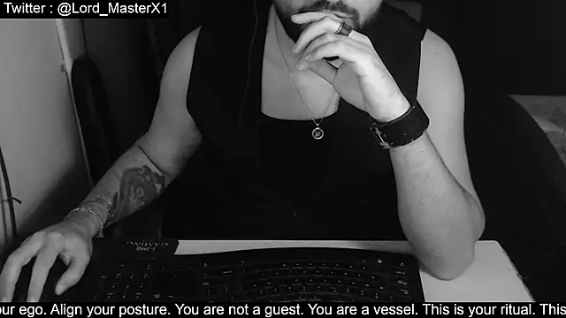 Snapshot of Lord_MasterX chatting on 10/08/25, 03:08 Lord MasterX online show from 10/08/25, 03:08