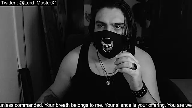 Snapshot of Lord_MasterX chatting on 12/19/25, 10:23 Lord MasterX online show from 12/19/25, 10:23