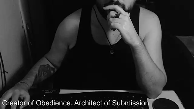 Snapshot of Lord_MasterX chatting on 09/27/25, 01:01 Lord MasterX online show from 09/27/25, 01:01