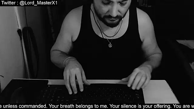 Snapshot of Lord_MasterX chatting on 11/11/25, 09:31 Lord MasterX online show from 11/11/25, 09:31