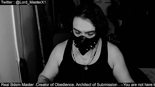 Snapshot of Lord_MasterX chatting on 10/24/25, 03:16 Lord MasterX online show from 10/24/25, 03:16