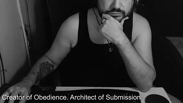 Snapshot of Lord_MasterX chatting on 09/23/25, 08:49 Lord MasterX online show from 09/23/25, 08:49