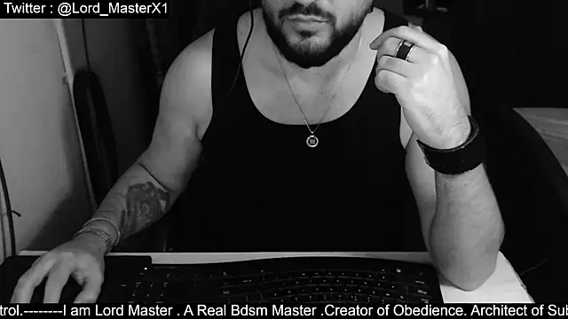 Snapshot of Lord_MasterX chatting on 10/13/25, 02:57 Lord MasterX online show from 10/13/25, 02:57