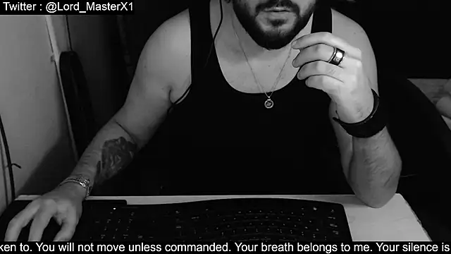 Snapshot of Lord_MasterX chatting on 10/18/25, 02:35 Lord MasterX online show from 10/18/25, 02:35