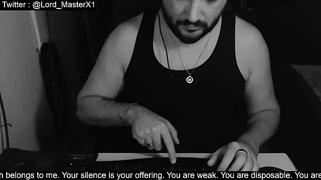 Snapshot of Lord_MasterX chatting on 09/30/25, 06:03 Lord MasterX online show from 09/30/25, 06:03