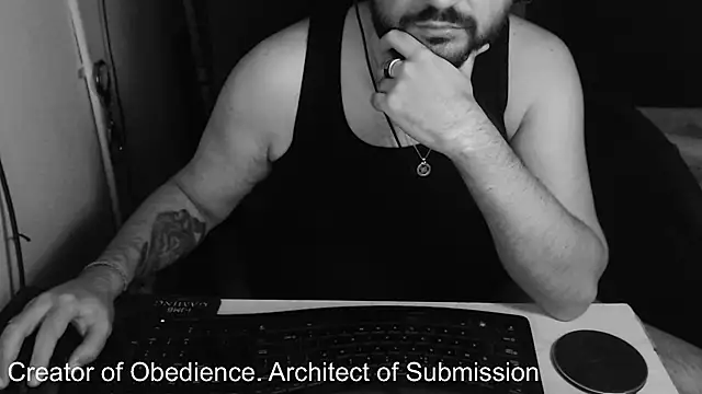 Snapshot of Lord_MasterX chatting on 09/28/25, 01:12 Lord MasterX online show from 09/28/25, 01:12