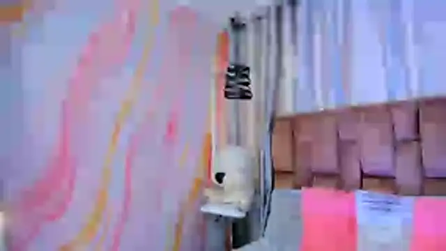 alix noa online show from 11/08/25, 07:39