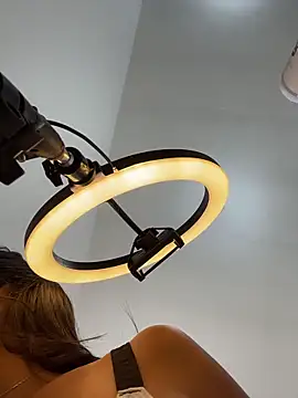 MaddyX   online show from 03/31/26, 07:16