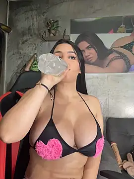 innocenttemplegirl online show from 02/15/26, 12:55