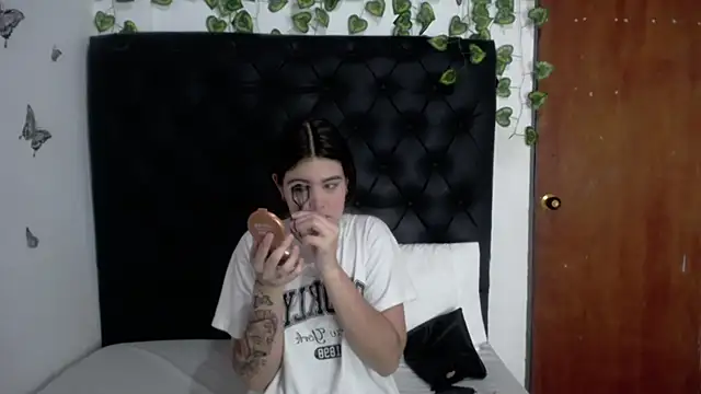 isabel 09 online show from 04/08/26, 12:28