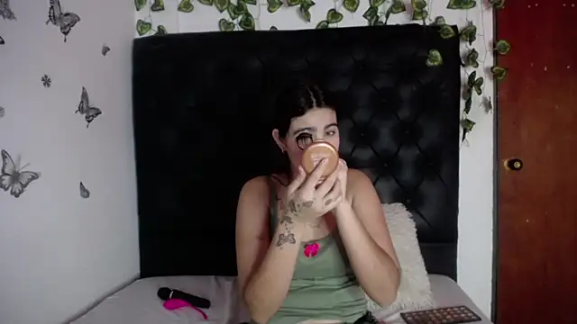 isabel 09 online show from 03/28/26, 07:04