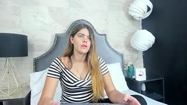 isabel 09 online show from 09/20/25, 02:49
