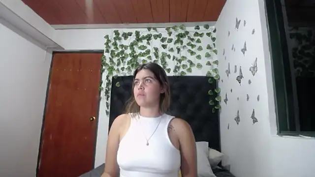isabel 09 online show from 10/08/25, 02:46