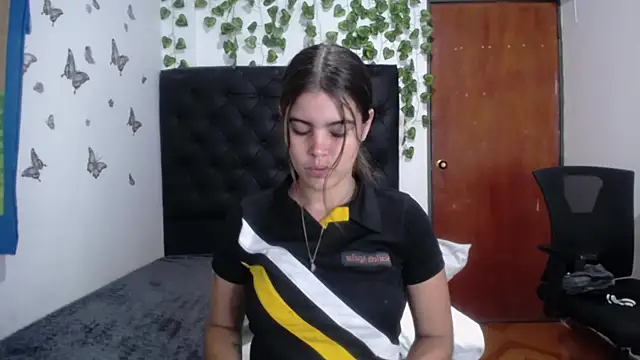 Snapshot of isabel_09 chatting on 01/09/26, 02:51 isabel 09 online show from 01/09/26, 02:51