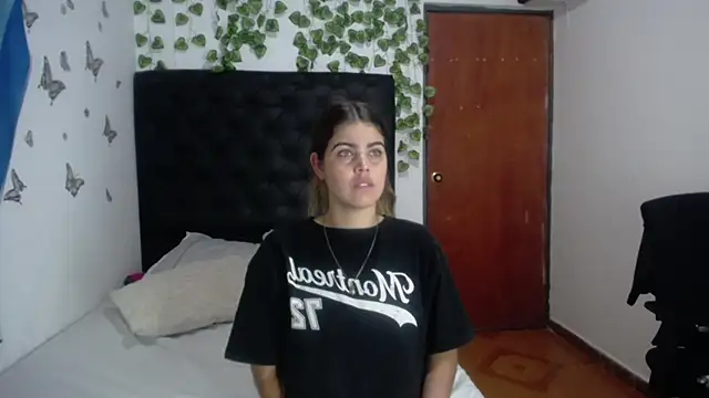 Snapshot of isabel_09 chatting on 02/10/26, 03:16 isabel 09 online show from 02/10/26, 03:16