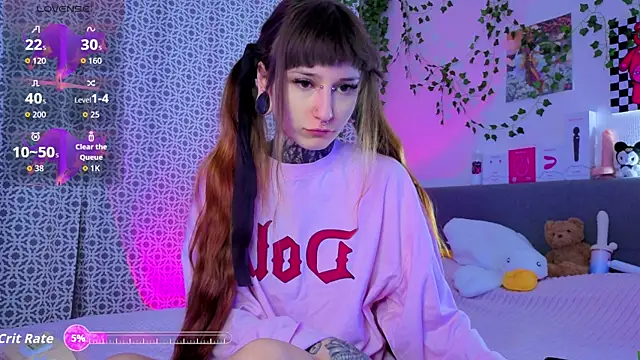 LilithPoison online show from 04/26/26, 06:16