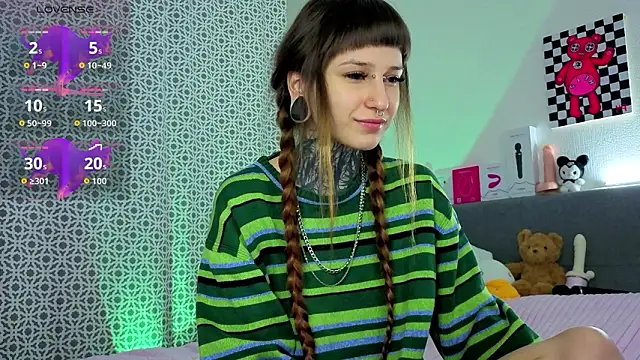 LilithPoison online show from 02/19/26, 06:05