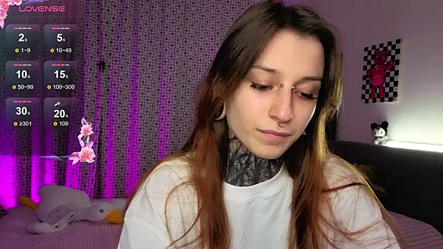 LilithPoison online show from 10/19/25, 06:10