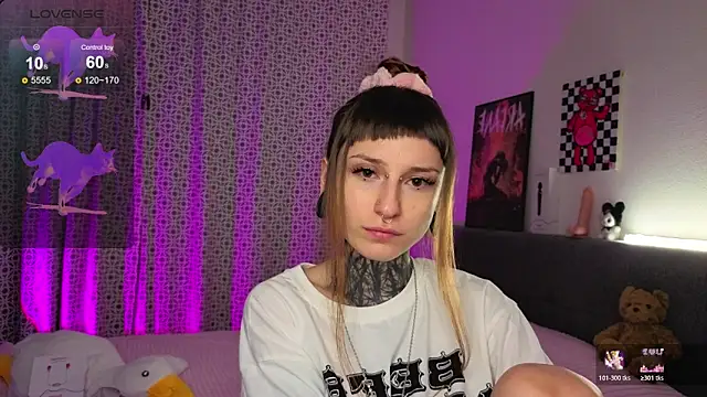 LilithPoison online show from 11/13/25, 06:01