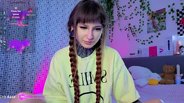 LilithPoison online show from 05/10/26, 06:10