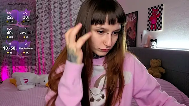 LilithPoison online show from 12/13/25, 08:04