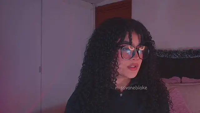 missvaneblake online show from 12/22/25, 11:21