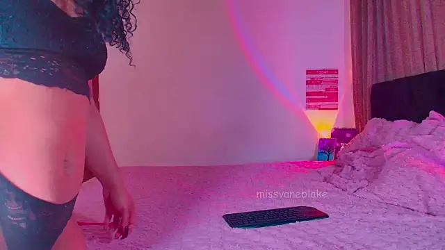 missvaneblake online show from 01/11/26, 12:01