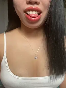Rose-babyx online show from 05/09/26, 02:15
