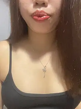 Rose-babyx online show from 04/23/26, 12:40
