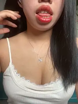 Rose-babyx online show from 05/18/26, 02:12
