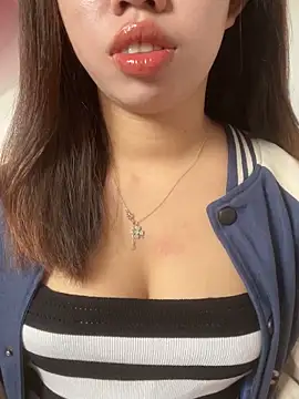 Rose-babyx online show from 12/18/25, 02:05