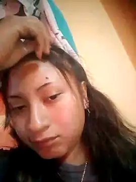 Snapshot of Morella_14 chatting on 10/15/25, 04:15 Morella 14 online show from 10/15/25, 04:15