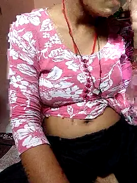 Hot sundri83838 online show from 04/12/26, 07:33