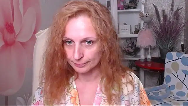 Snapshot of Venus_love1 chatting on 06/29/26, 05:56 Venus love1 online show from 06/29/26, 05:56