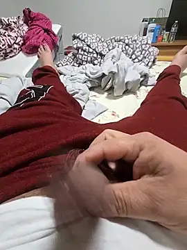 matatan0323 online show from 12/19/25, 11:40