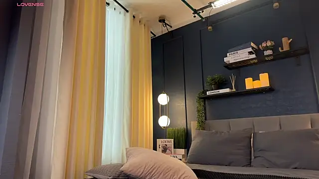 AdriaNochi online show from 04/10/26, 07:15