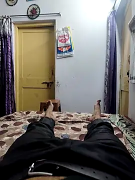 ndon63421 online show from 10/10/25, 08:31