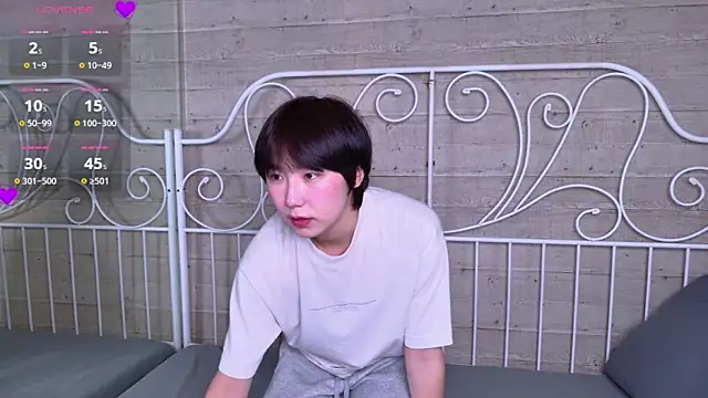 HeejinWang online show from 04/04/26, 08:37