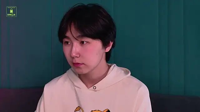 HeejinWang online show from 06/23/26, 04:21