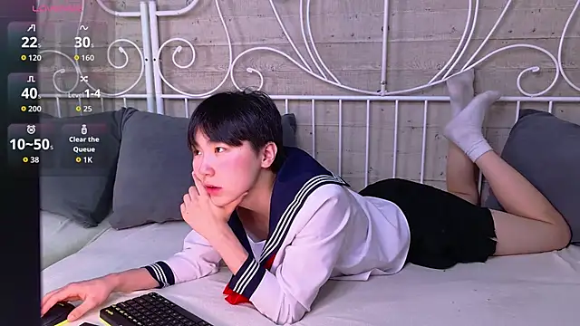 HeejinWang online show from 12/16/25, 04:28