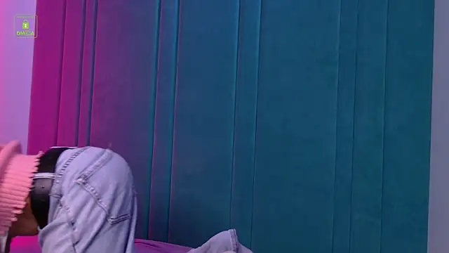 HeejinWang online show from 09/28/25, 08:16