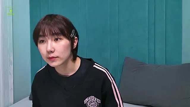 HeejinWang online show from 04/25/26, 08:17