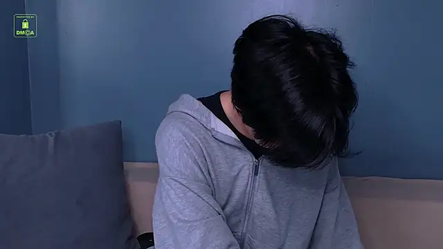 HeejinWang online show from 07/06/26, 10:22