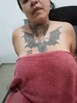 agnesvela online show from 10/25/25, 06:23