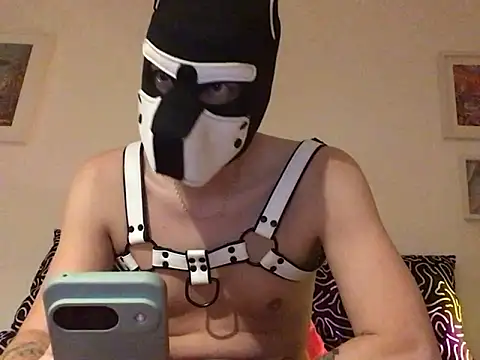 cruiserpup online show from 10/05/25, 09:22