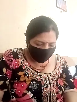 Snapshot of Love-890 chatting on 09/25/25, 06:30 Love-890 online show from 09/25/25, 06:30