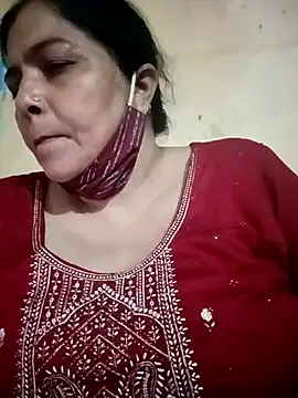 Snapshot of Love-890 chatting on 10/08/25, 05:13 Love-890 online show from 10/08/25, 05:13