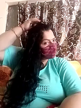 Snapshot of Love-890 chatting on 11/05/25, 04:59 Love-890 online show from 11/05/25, 04:59